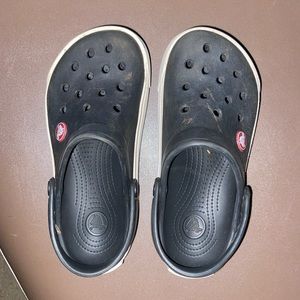 Black Crocs